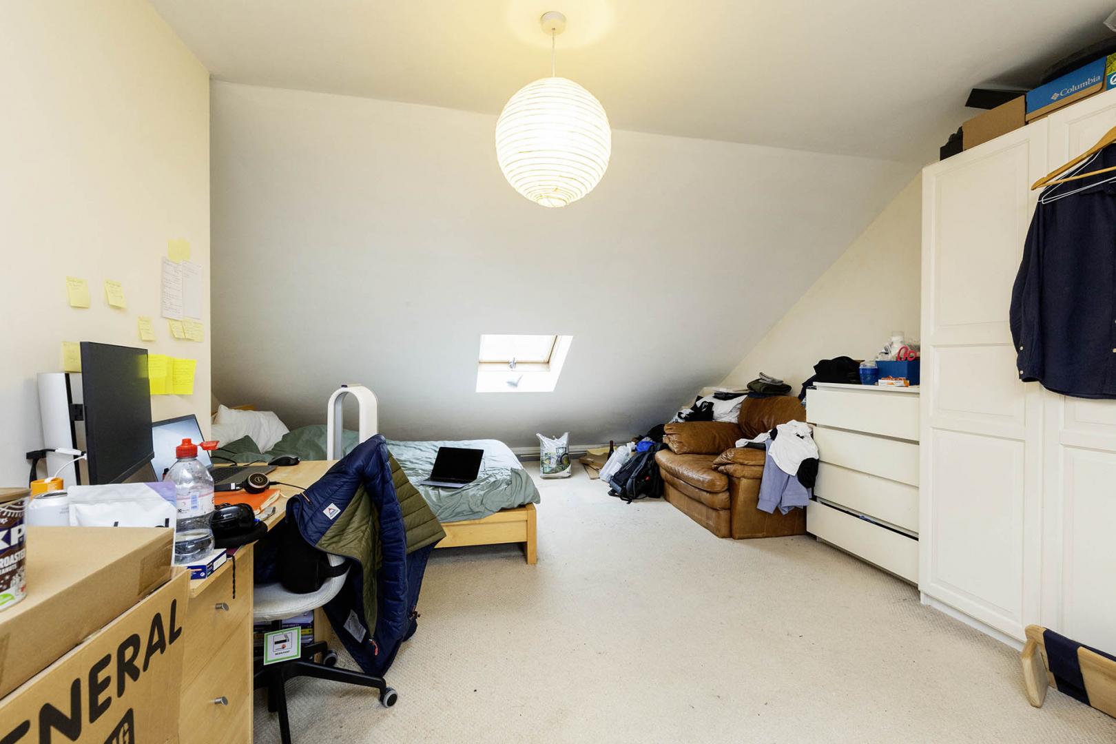 4 bedroom house located a short walk to Stoke Newington Station  Listria Park, Stoke Newington